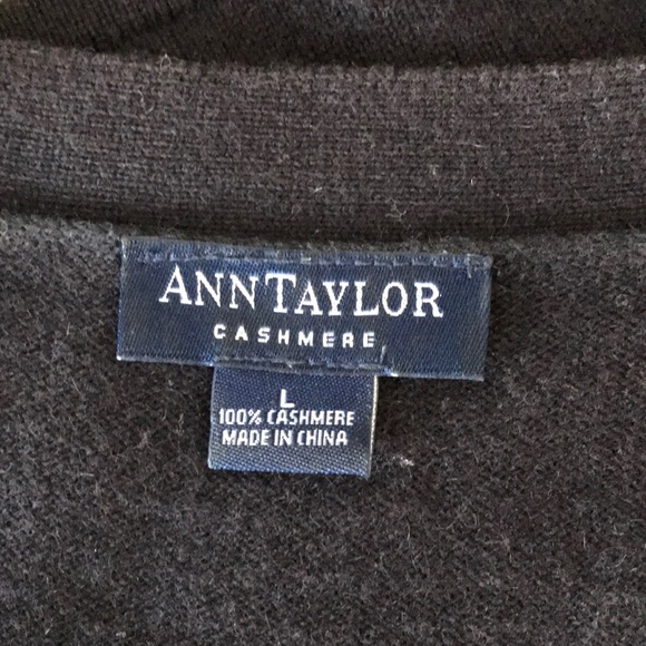 Sleeveless Cashmere Top - Picture 4 of 4